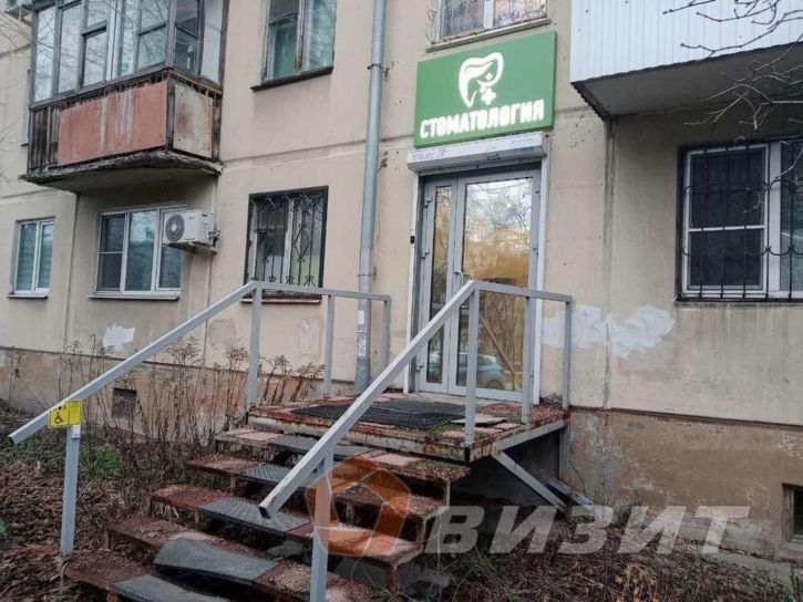 Торговое помещение Мориса Тореза улица, 48