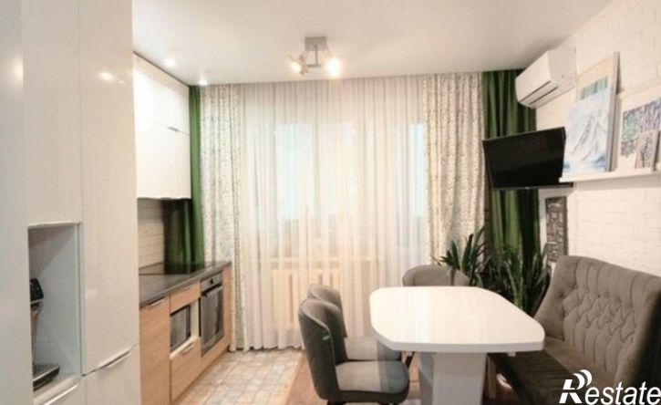 3-комн квартира улица Советской Армии, 105,  д. 105