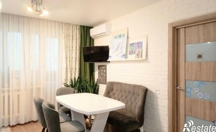 3-комн квартира улица Советской Армии, 105,  д. 105