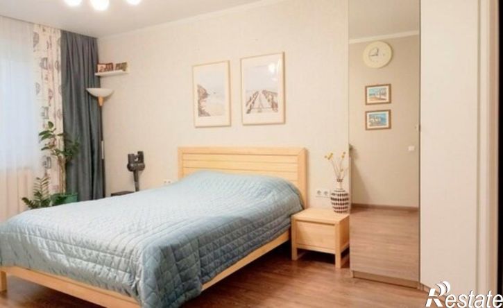 3-комн квартира улица Советской Армии, 105,  д. 105