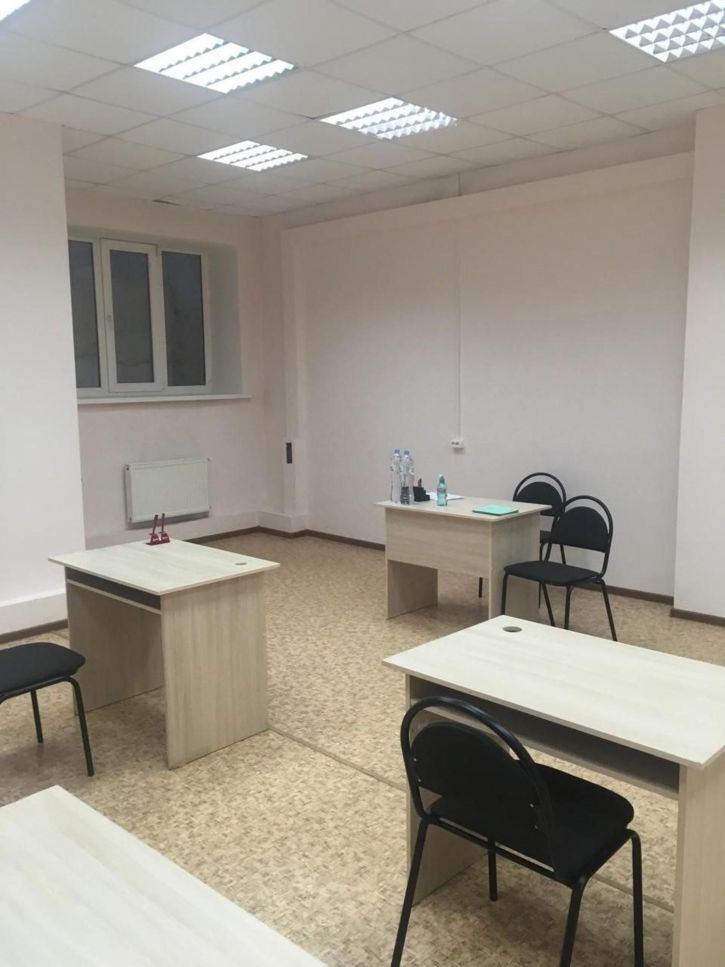 Офис Свободы улица, 126а