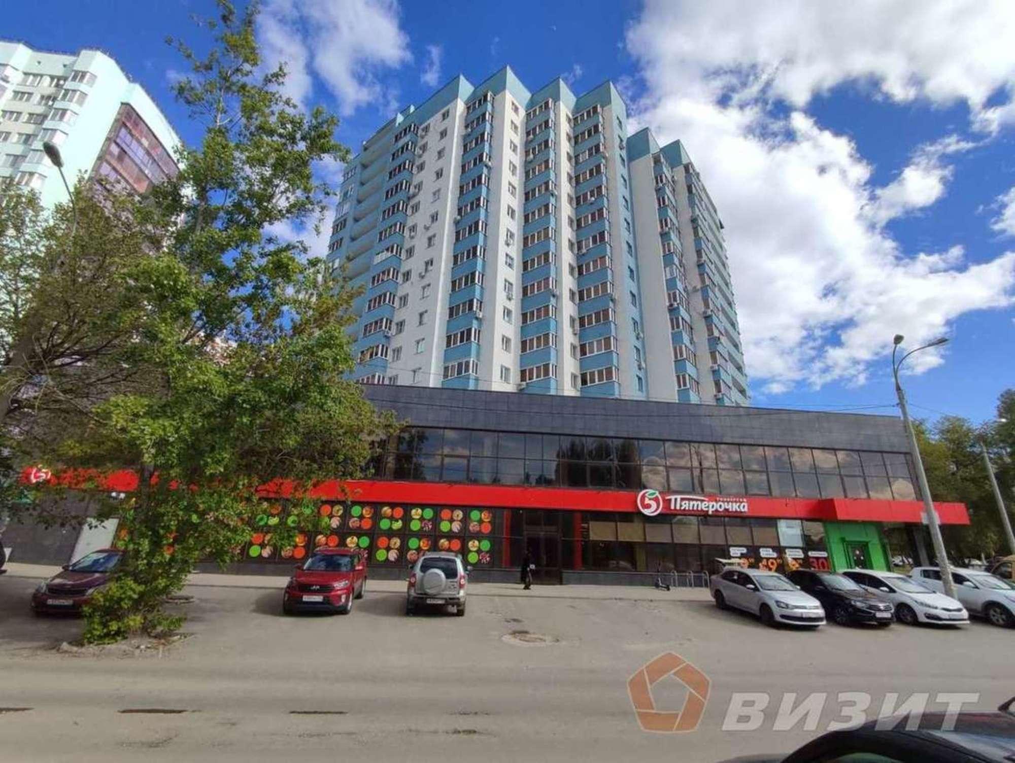 Купить торговое помещение за 100 000 000 рублей на Кирова проспект, 415