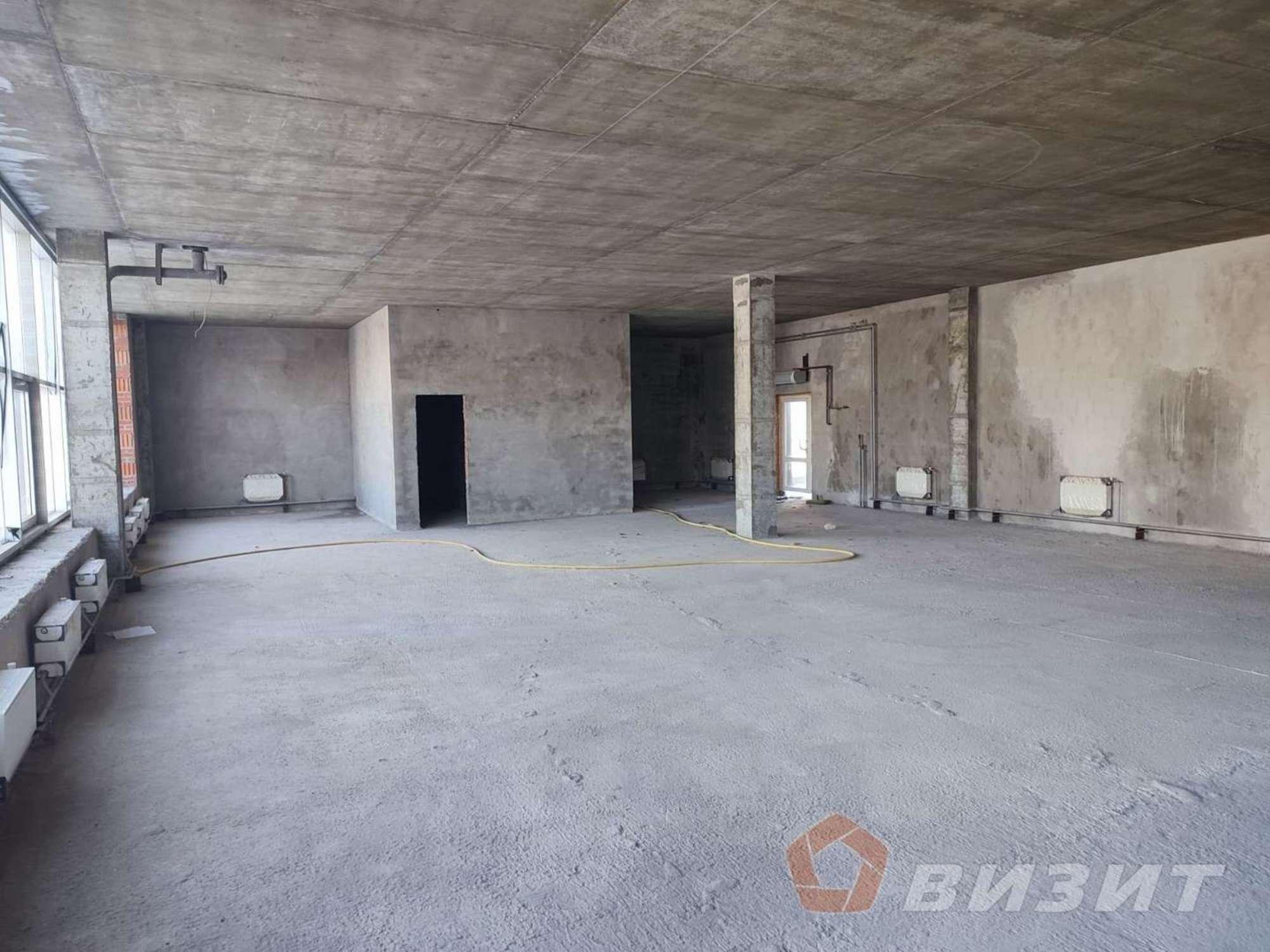 Купить торговое помещение за 100 000 000 рублей на Кирова проспект, 415