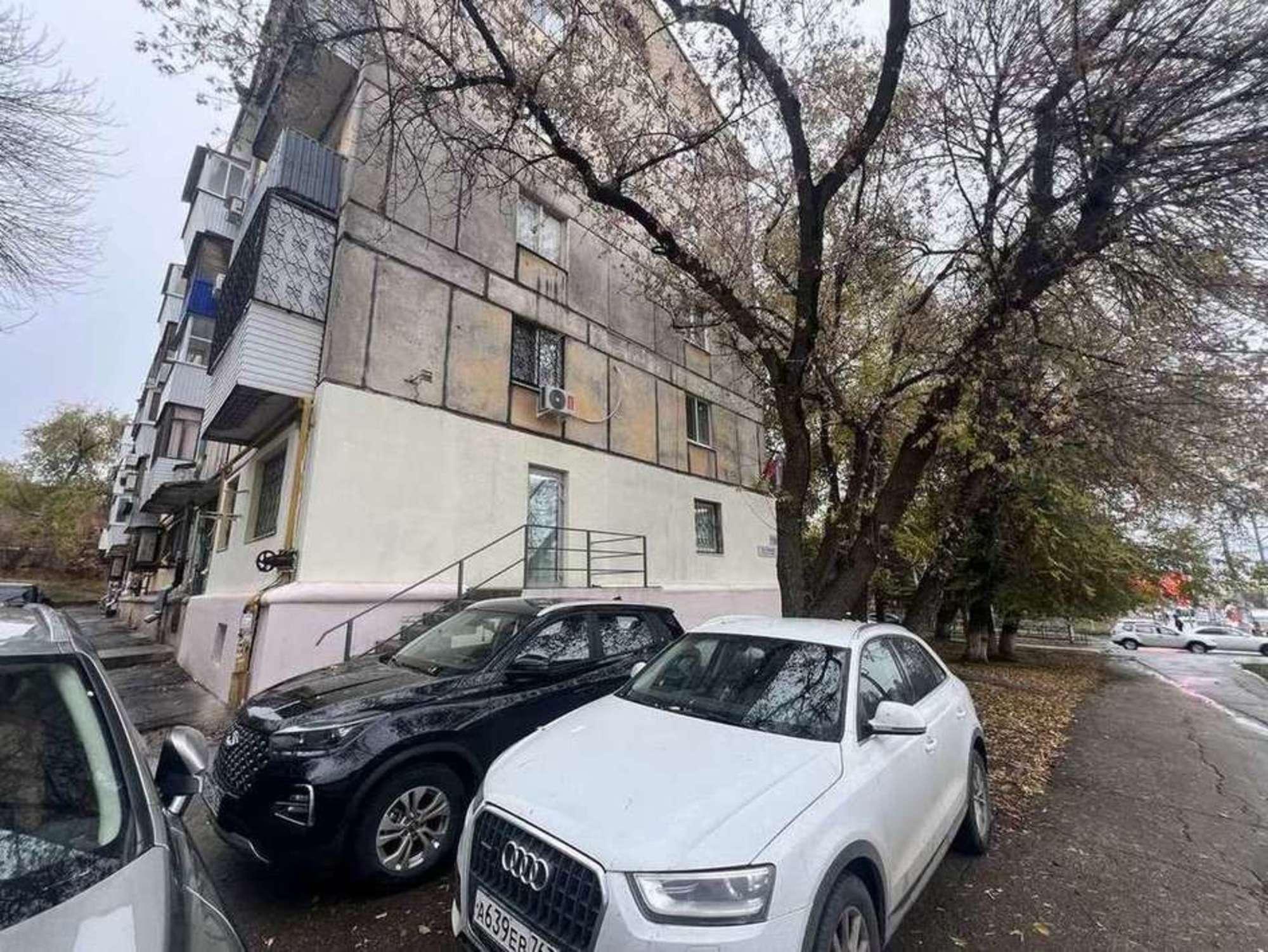 Купить торговое помещение за 12 500 000 рублей на Гагарина улица, 116