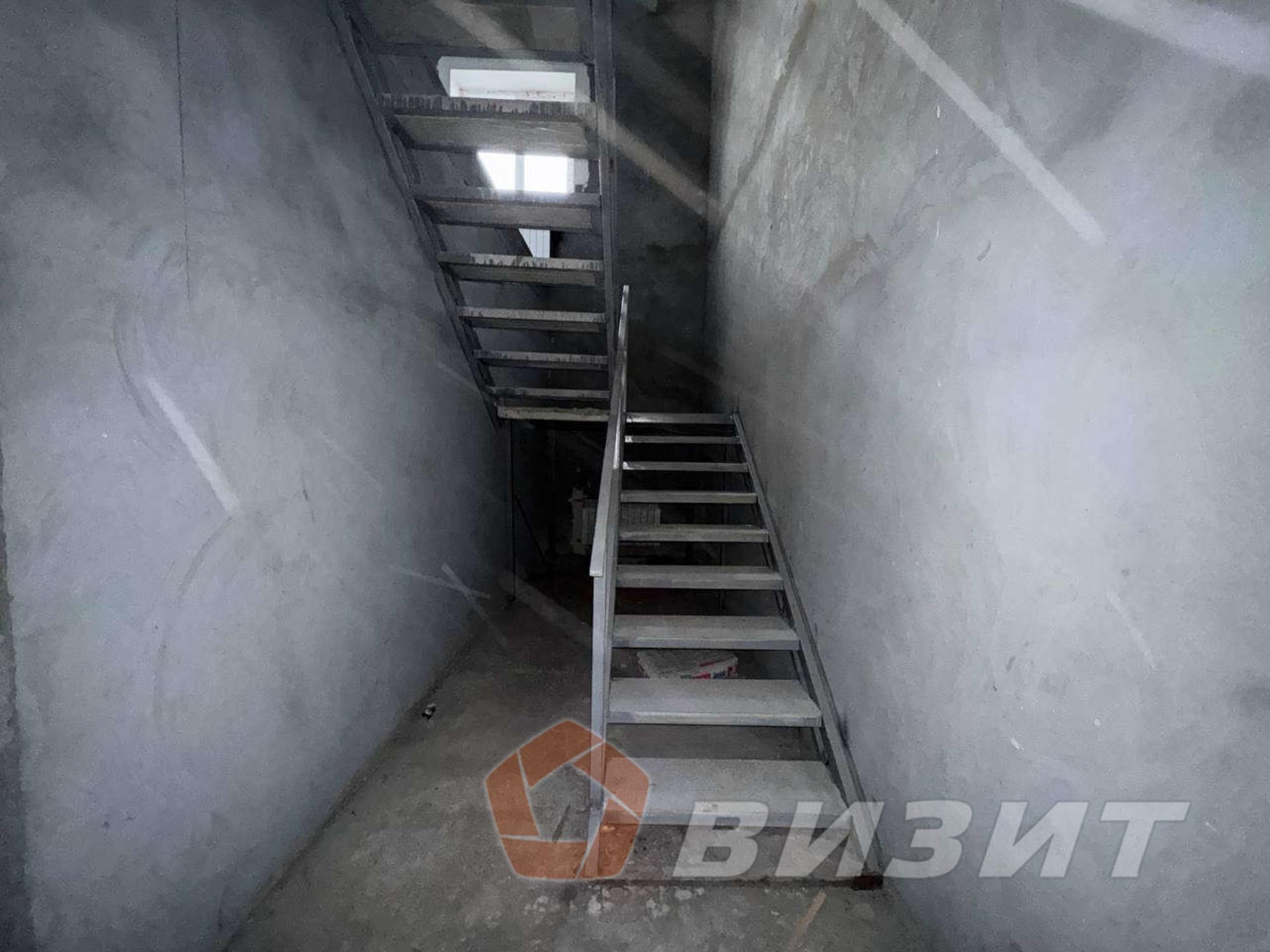 Сдать складское помещение за 250 340 рублей на Поселковая улица, 6