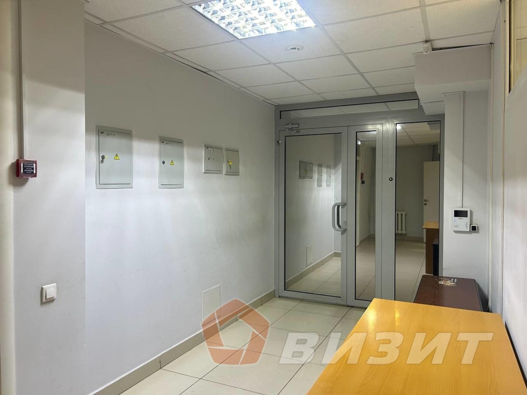 Сдать офис, помещение под офис за 42 000 рублей на Карбышева улица, 63б