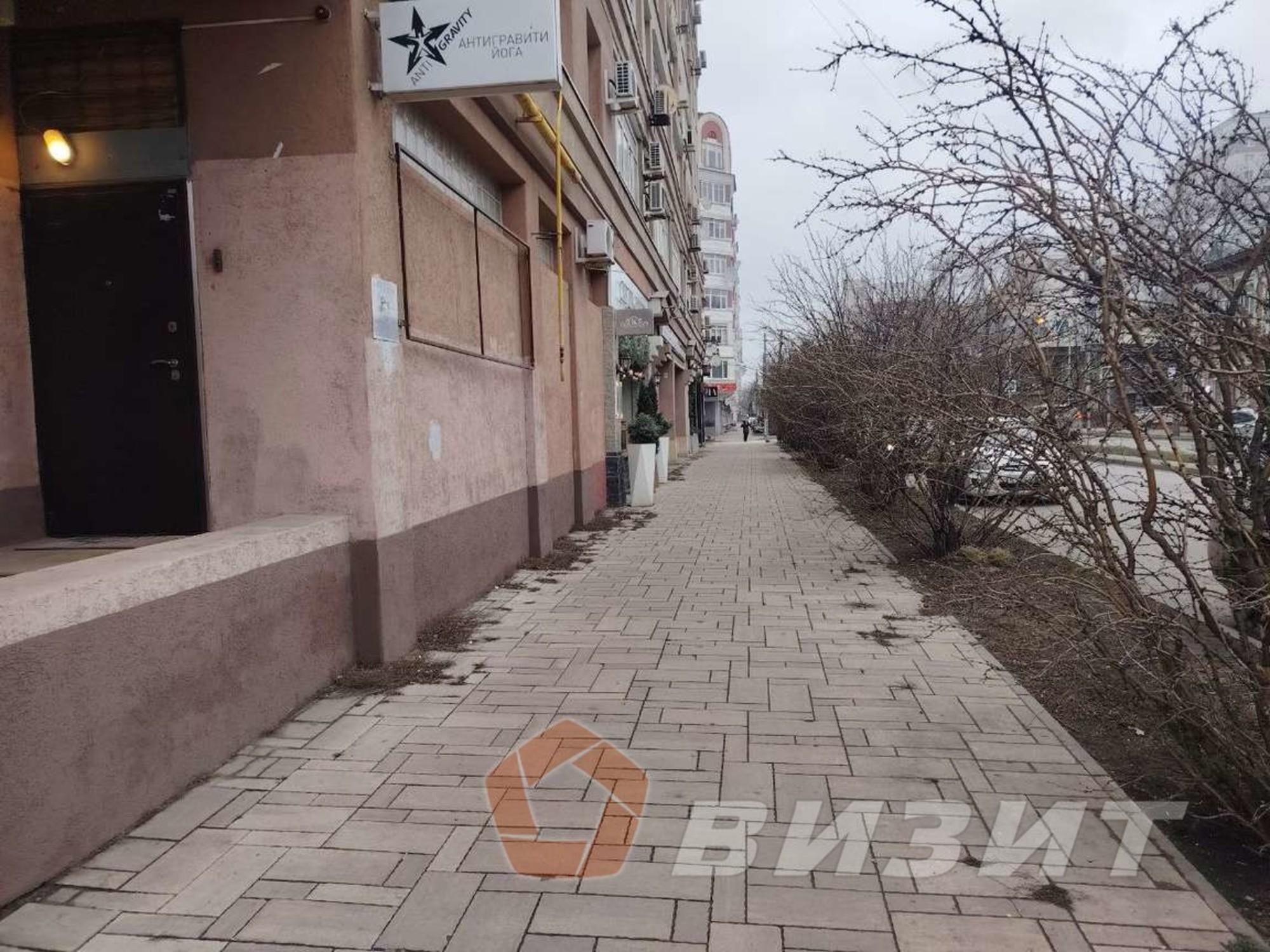 Сдать торговое помещение за 60 000 рублей на Ленинская улица, 224