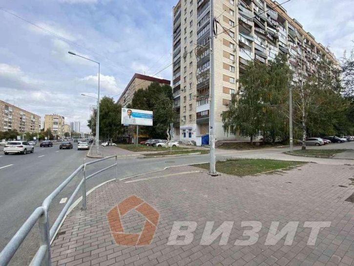 Торговое помещение Ново-Садовая улица, 23