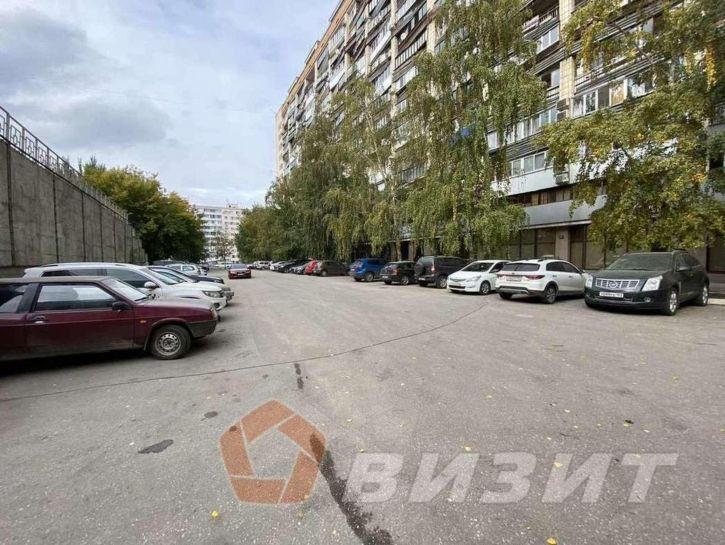 Торговое помещение Ново-Садовая улица, 23