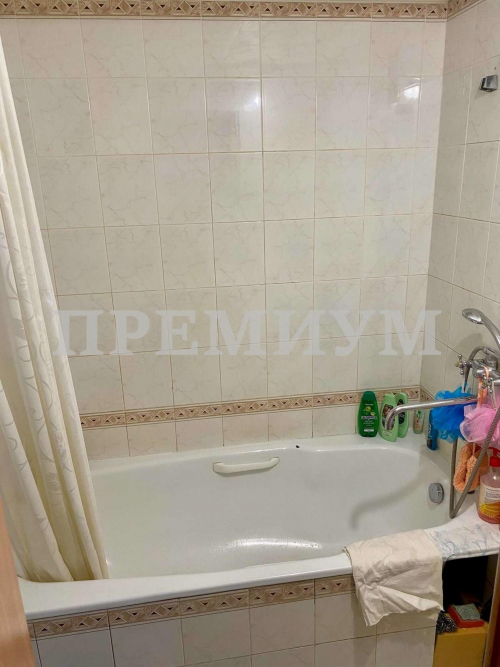 Продажа 2-комн квартиры Демократическая улица, 8