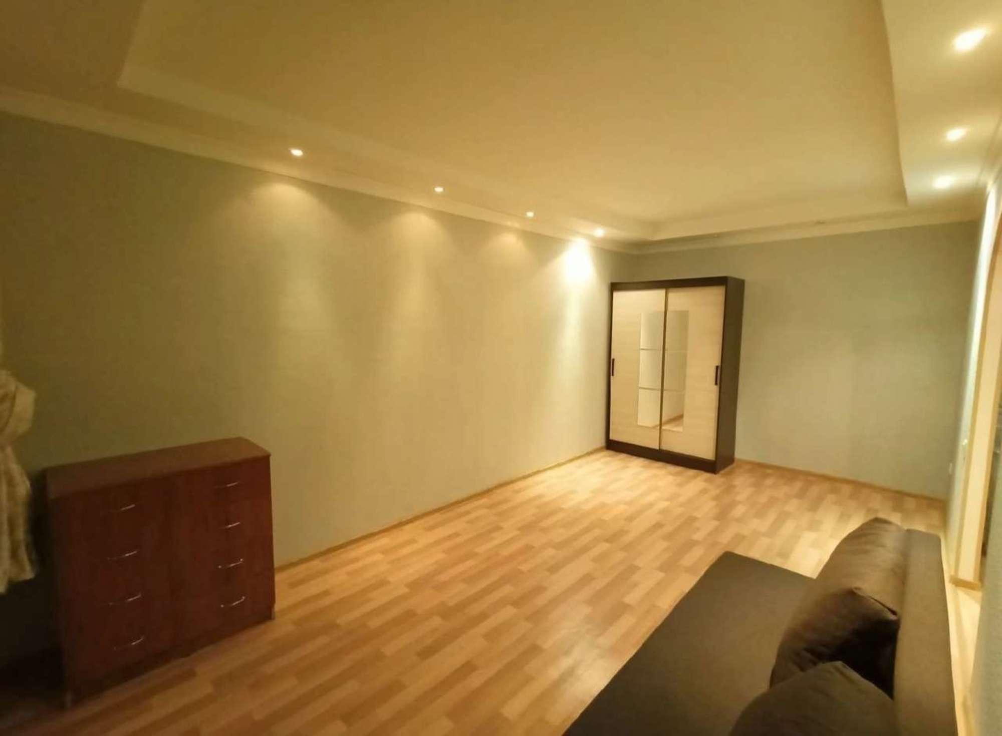 Сдать квартиру за 25 000 рублей на Скляренко улица, 1