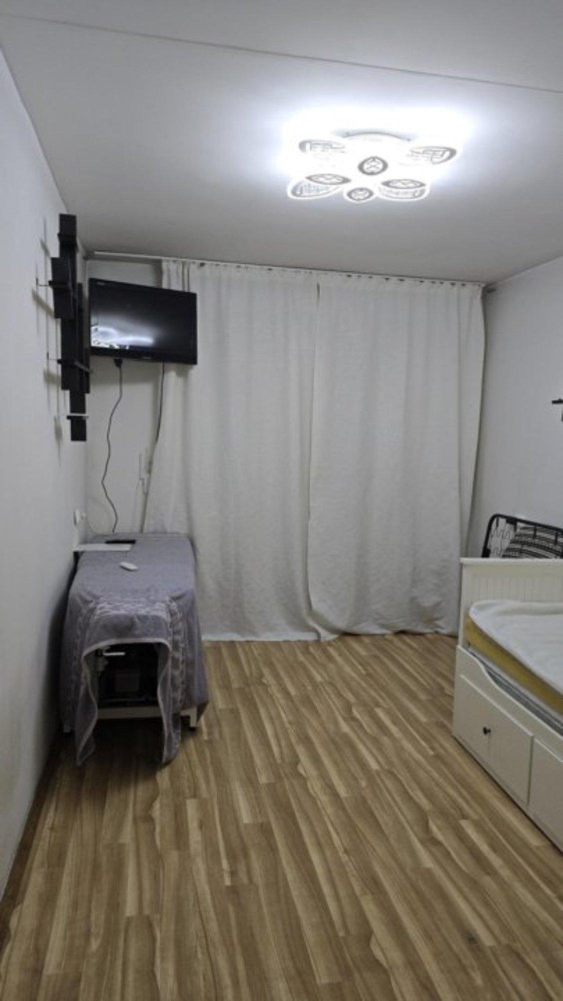 Сдать квартиру за 12 000 рублей на Льва Толстого улица, 57