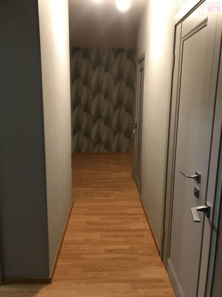 2-комн квартира Революционная улица, 4