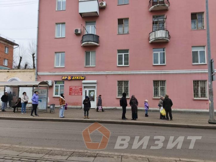 Торговое помещение 10-й квартал, 13