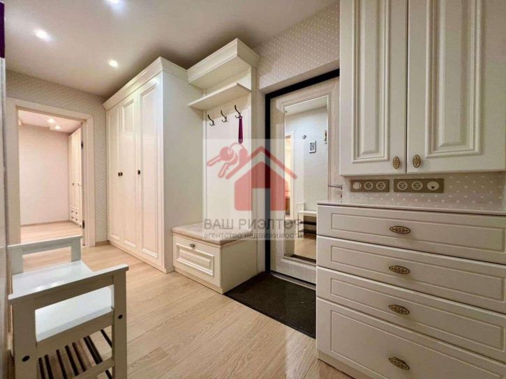 2-комн квартира Полевая улица, 71