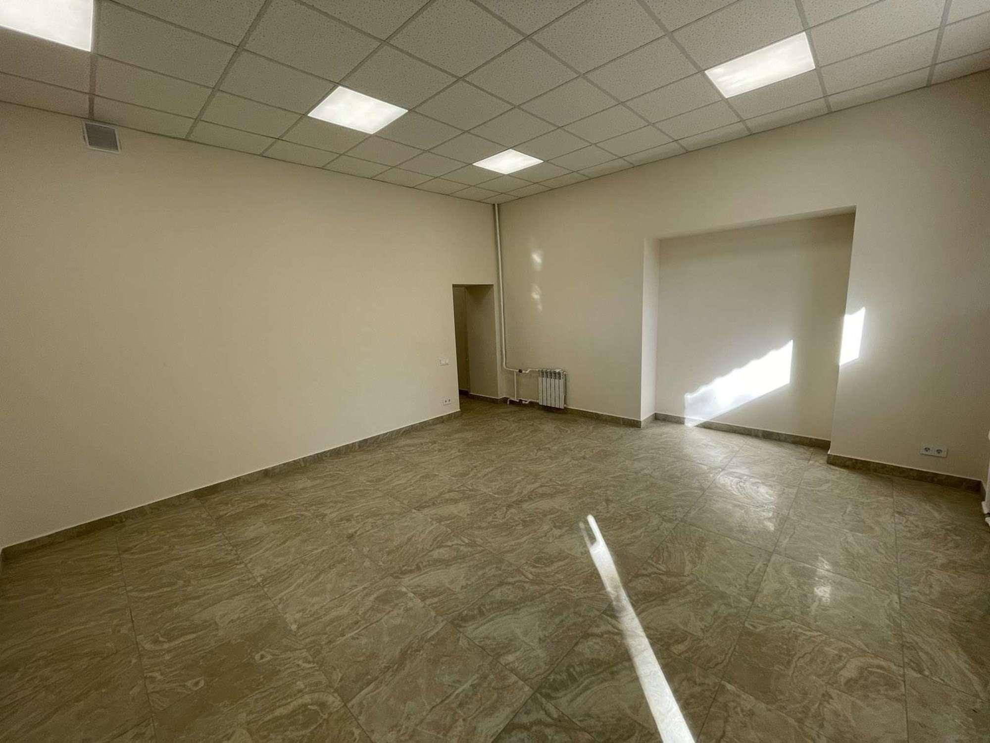 Сдать торговое помещение за 75 000 рублей на Гагарина улица, 124