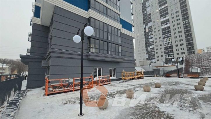 Торговое помещение Советской Армии улица, 89