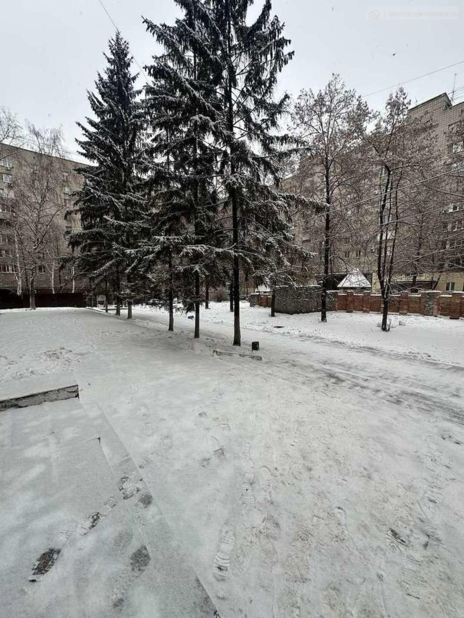 Купить комнату за 2 070 000 рублей на Искровская улица, 7