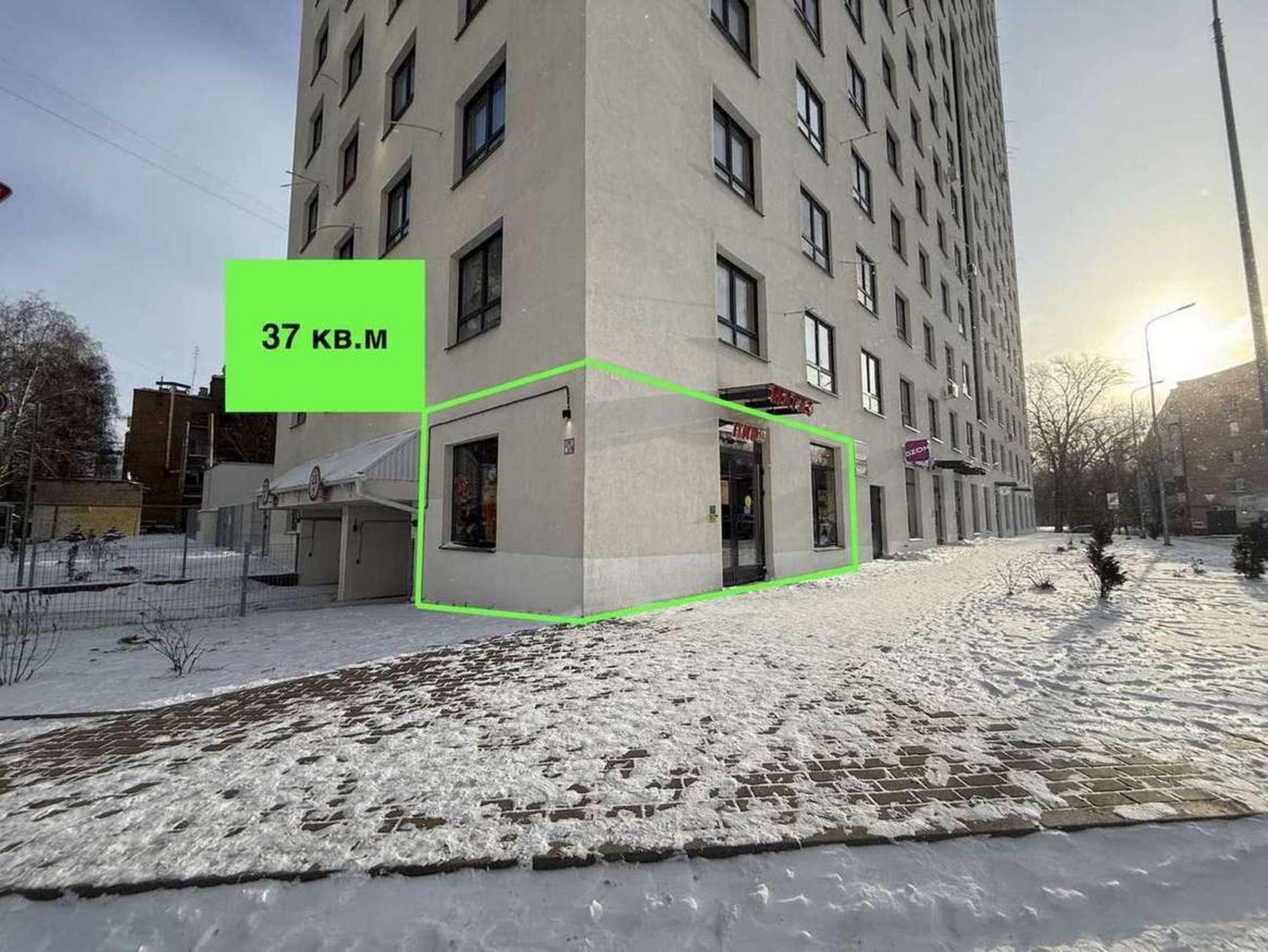 Купить торговое помещение за 10 000 000 рублей на Корабельная улица, 13