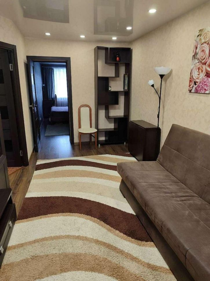 2-комн квартира Ленина проспект, 3