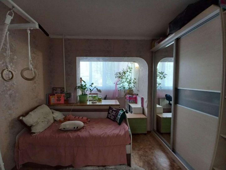 2-комн квартира Коммунистическая улица, 10