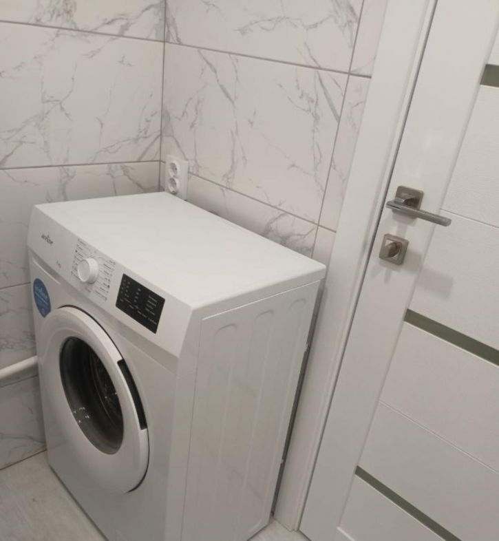 2-комн квартира Клиническая улица, 30