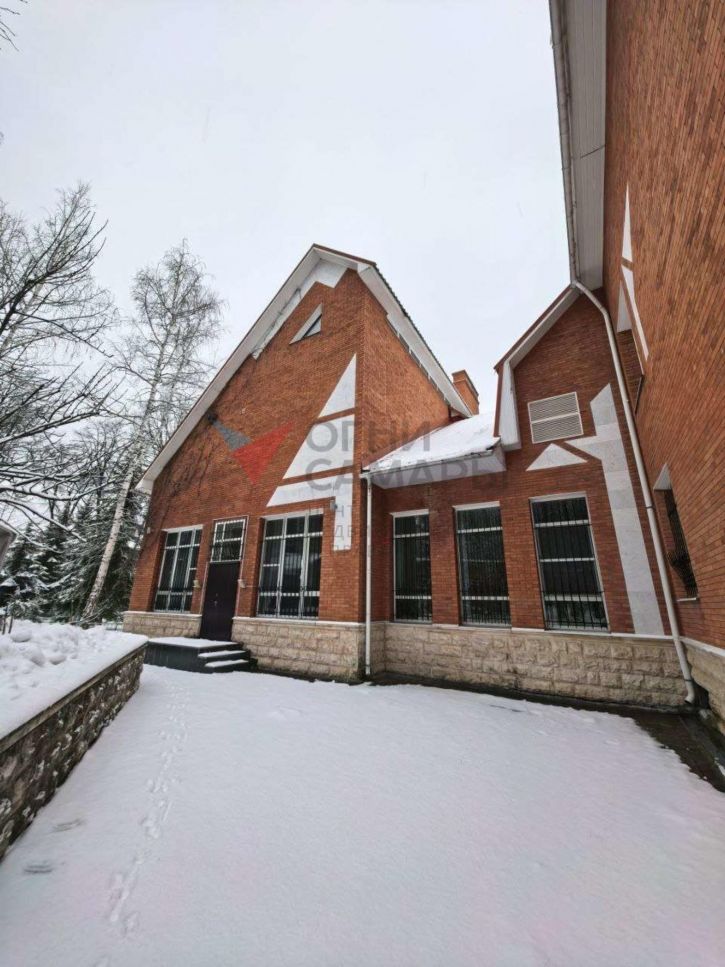 Коттедж/дом Студеный Овраг улица, 10а