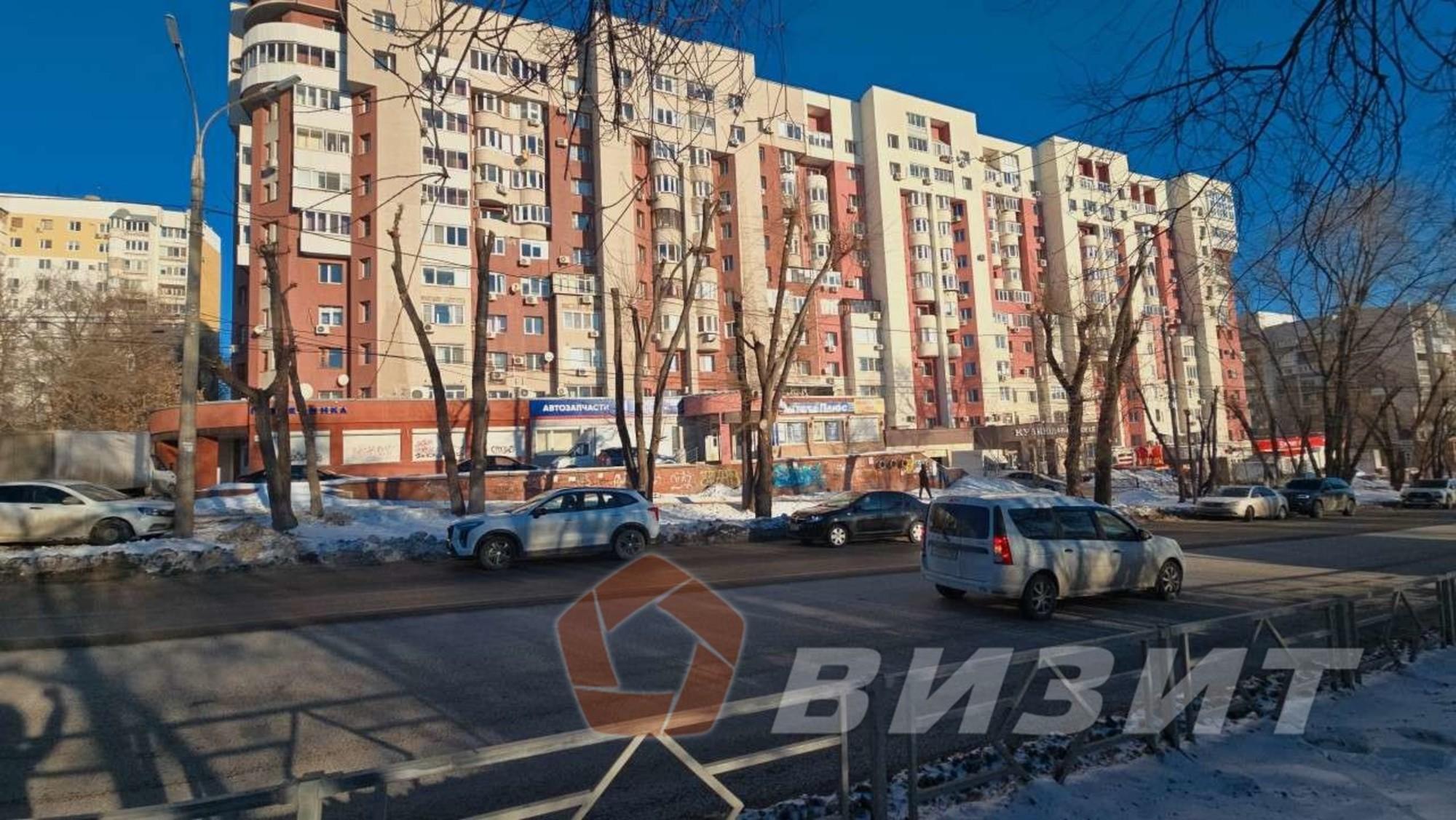 Купить торговое помещение за 30 000 000 рублей на Дыбенко улица, 120