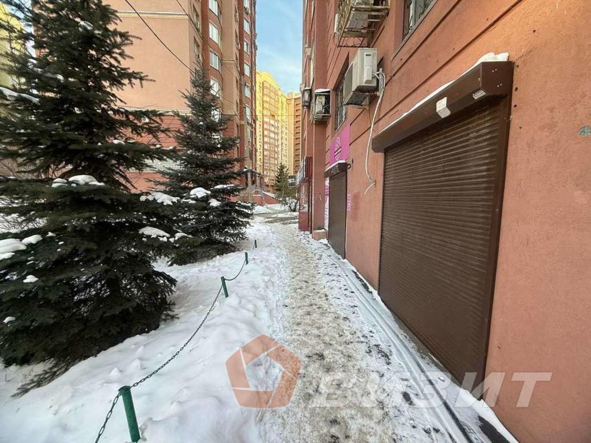 Сдать торговое помещение за 35 000 рублей на 6-я просека, 153