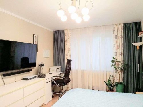 Продажа 3-комн квартиры Советской Армии улица, 105