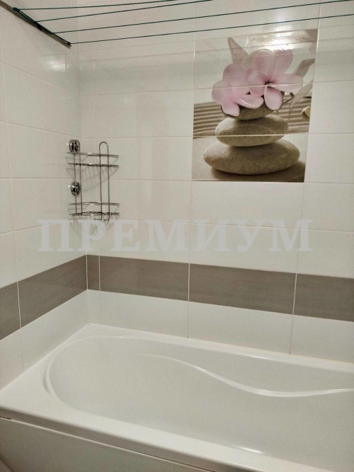Продажа 2-комн квартиры Виталия Жалнина улица, 10