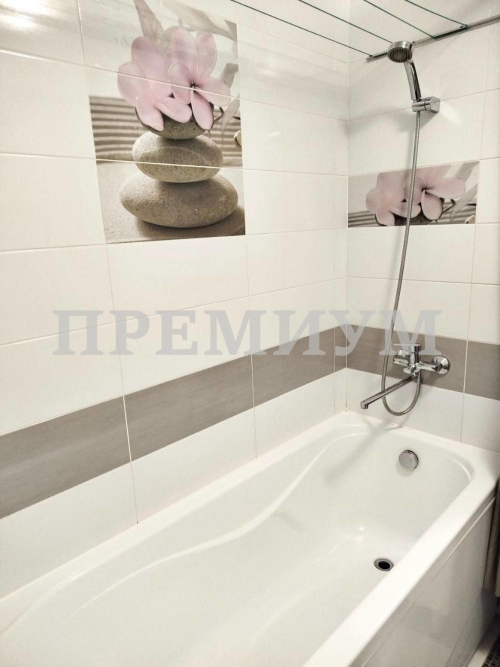 Продажа 2-комн квартиры Виталия Жалнина улица, 10