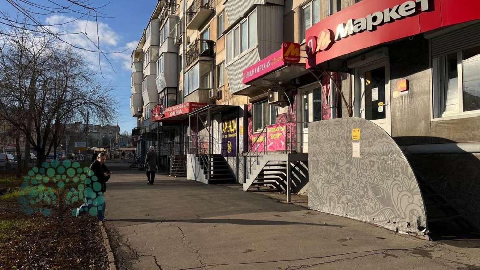 Купить торговое помещение за 9 600 000 рублей на Гагарина улица, 122