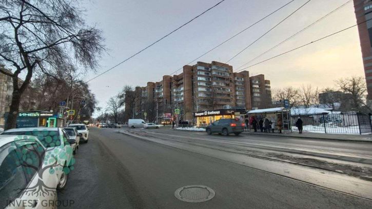 Торговое помещение Полевая улица, 86