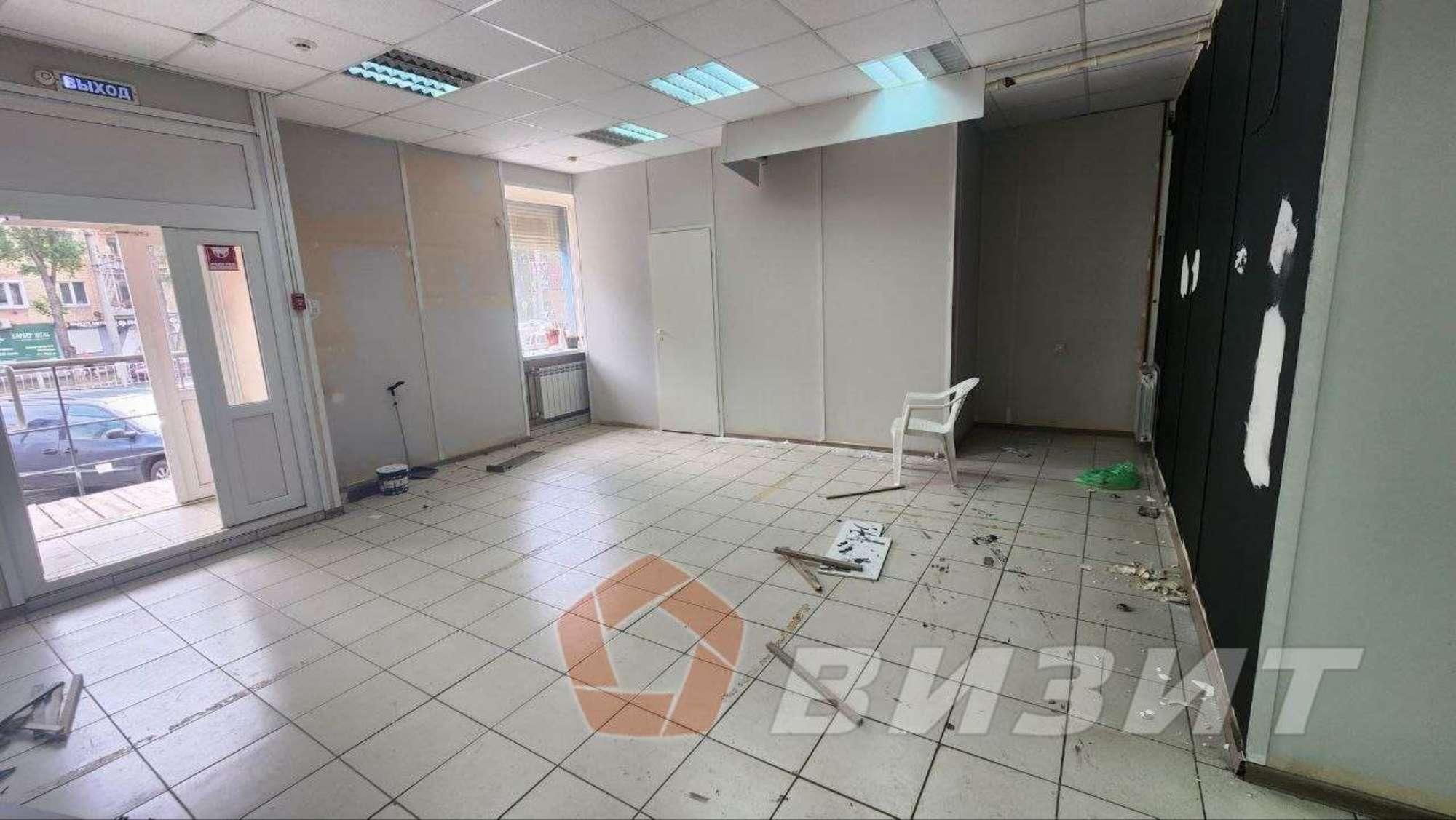 Сдать торговое помещение за 69 000 рублей на Победы улица, 14