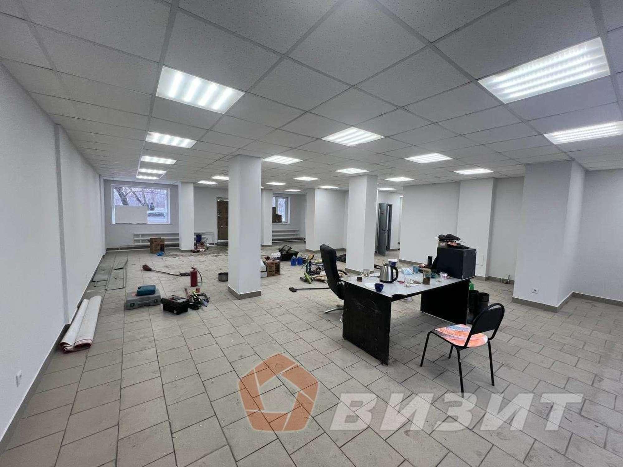 Купить торговое помещение за 19 000 000 рублей на Советской Армии улица, 167
