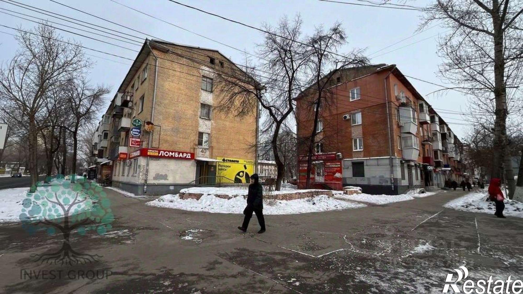 Сдать торговое помещение за 54 714 рублей на ул Революционная, 90