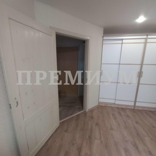 Продажа 1-комн квартиры Николая Баженова улица, 8