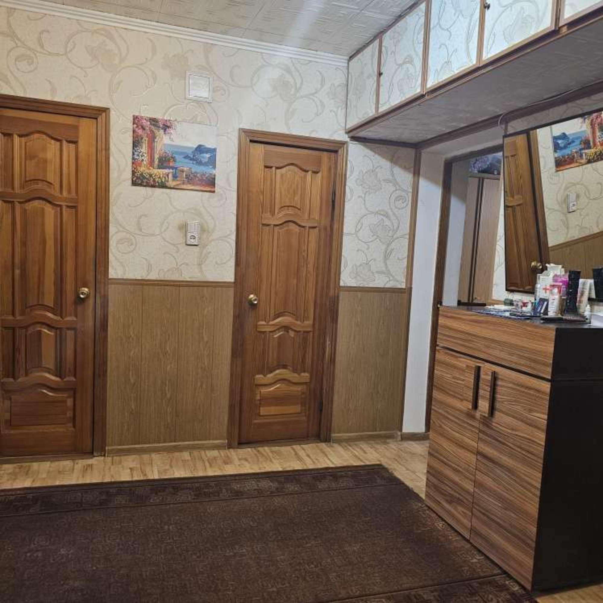 Купить квартиру за 13 600 000 рублей на Братьев Коростелёвых улица, 81