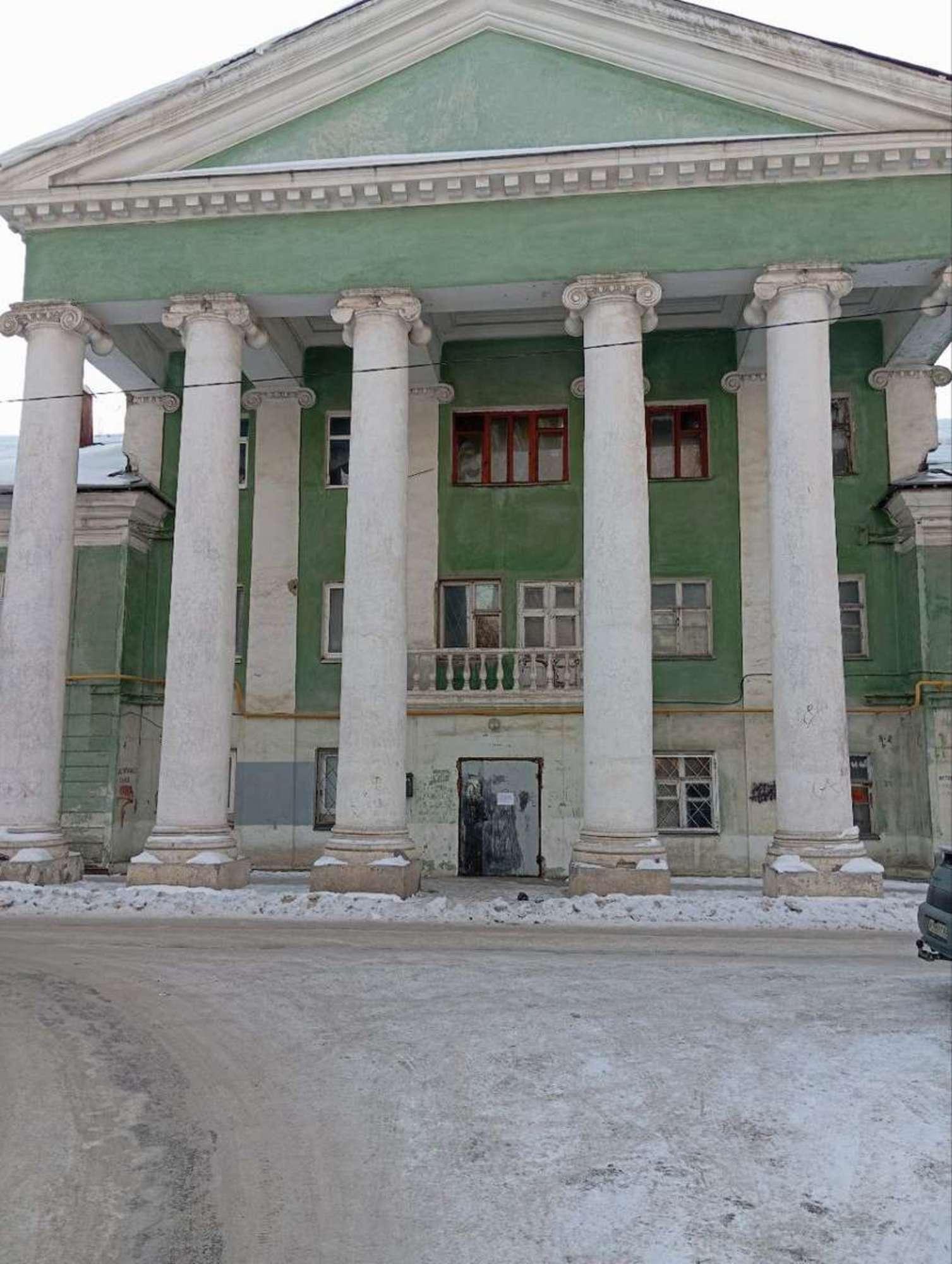 Купить комнату за 910 000 рублей на Стационарный переулок, 4