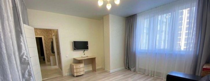 1-комн квартира Петра Алабина улица, 2