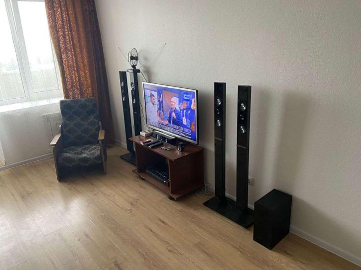 1-комн квартира Железной Дивизии улица, 3
