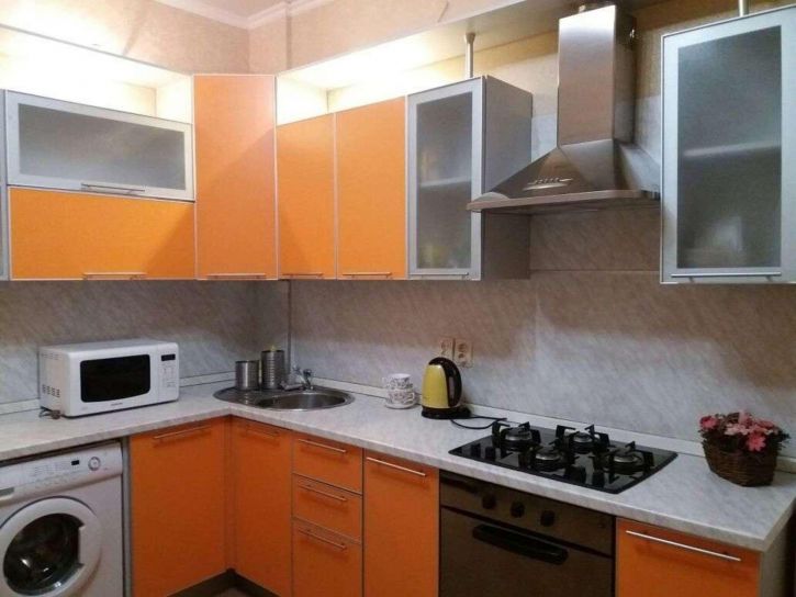 2-комн квартира Гаражная улица, 22