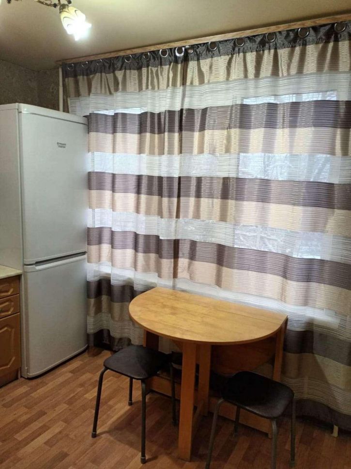 1-комн квартира Днепровская улица, 5