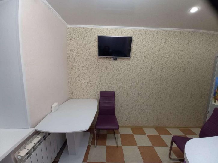 3-комн квартира Дыбенко улица, 36