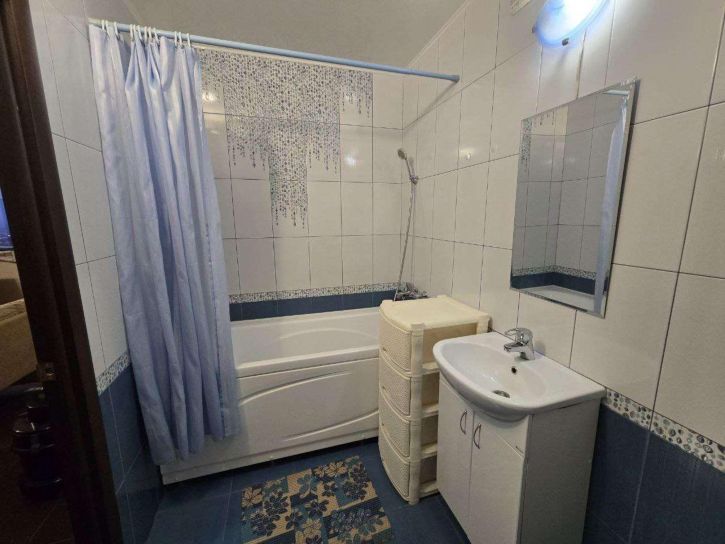2-комн квартира Кирова проспект, 365