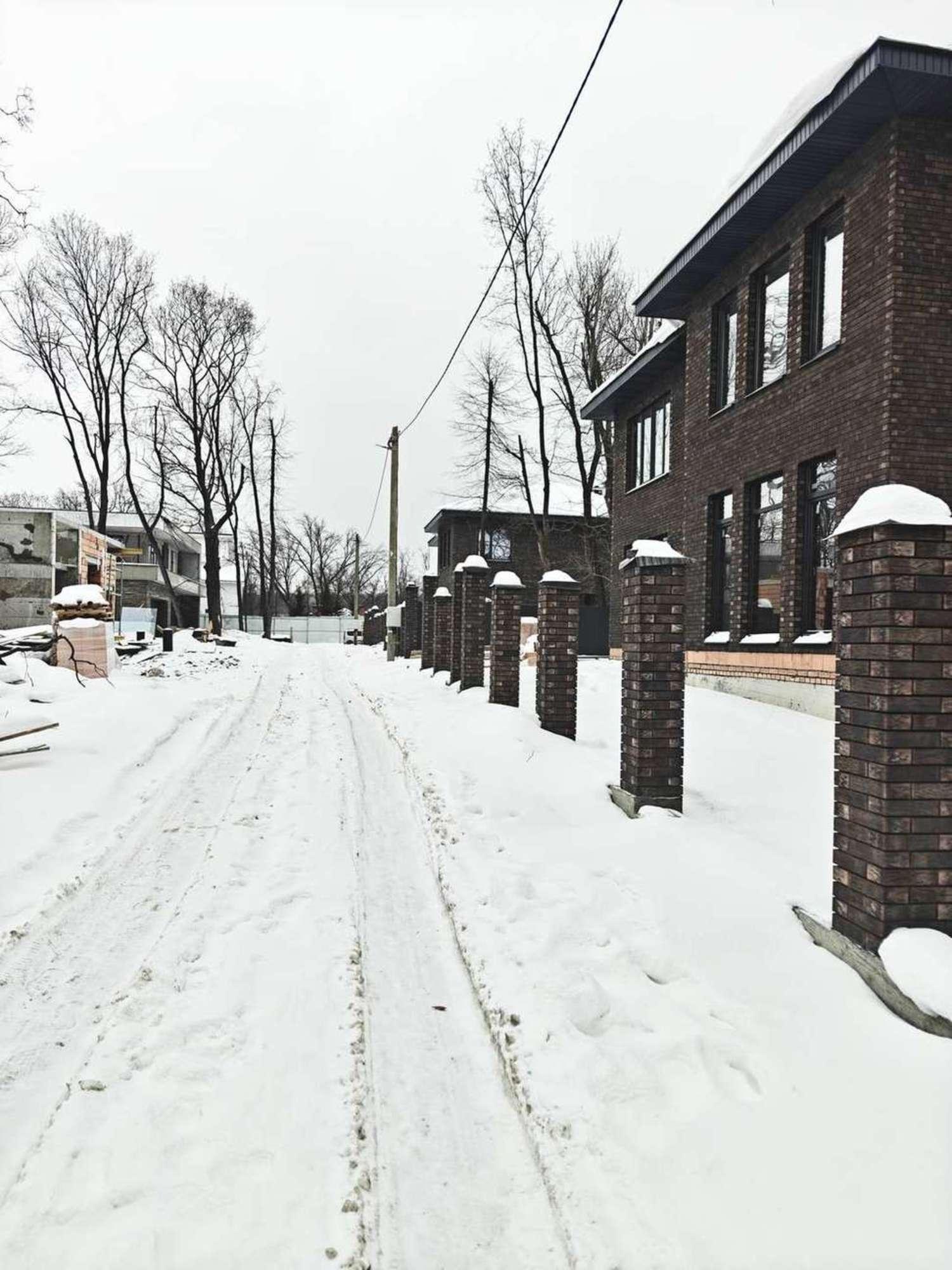 Купить дачу, дом, коттедж за 32 000 000 рублей на Студеный Овраг улица, 122А