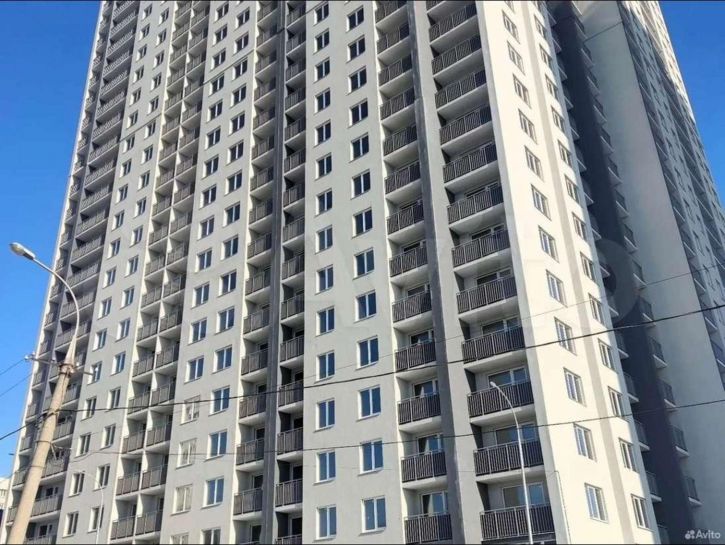 3-комн квартира Советской Армии улица, 91