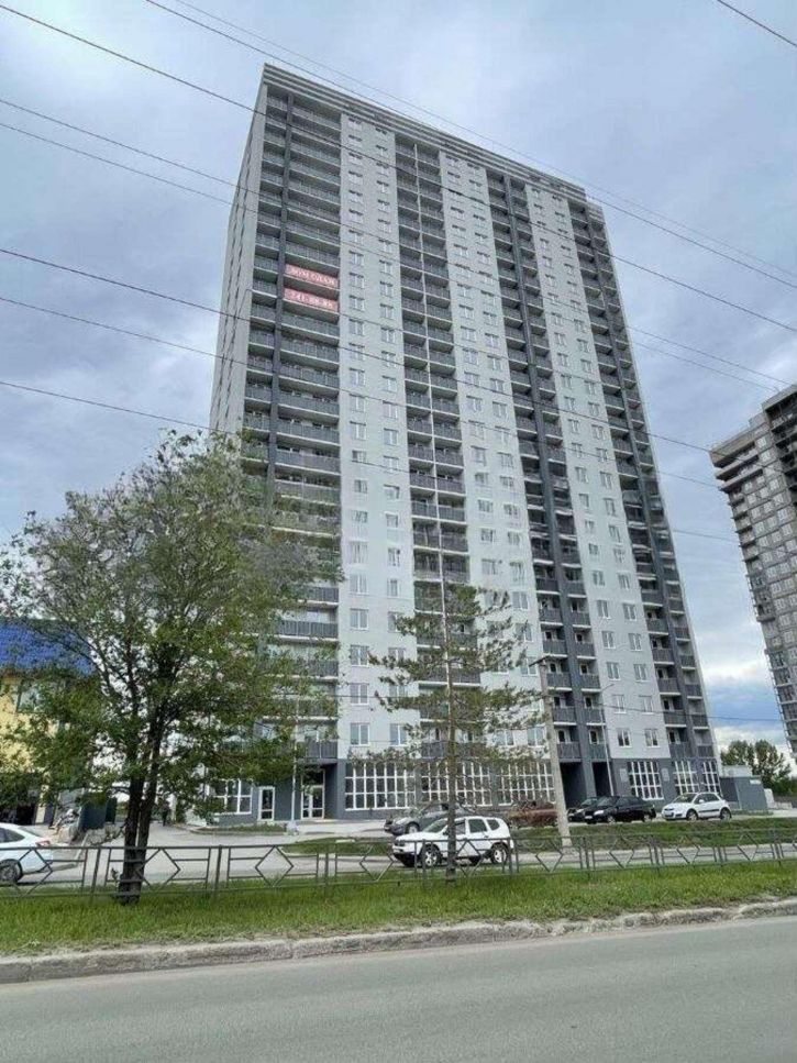 3-комн квартира Советской Армии улица, 91