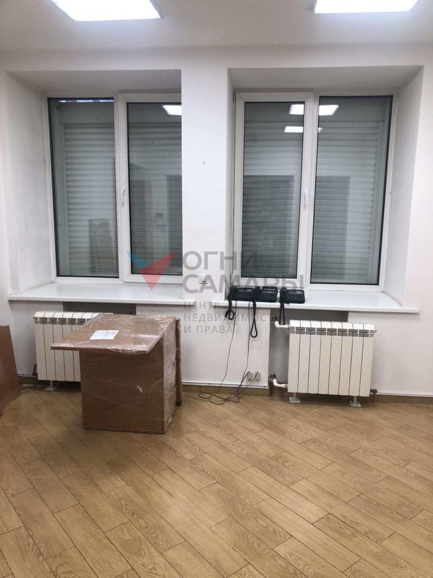 Купить офис, помещение под офис за 15 000 000 рублей на Алексея Толстого улица, 122